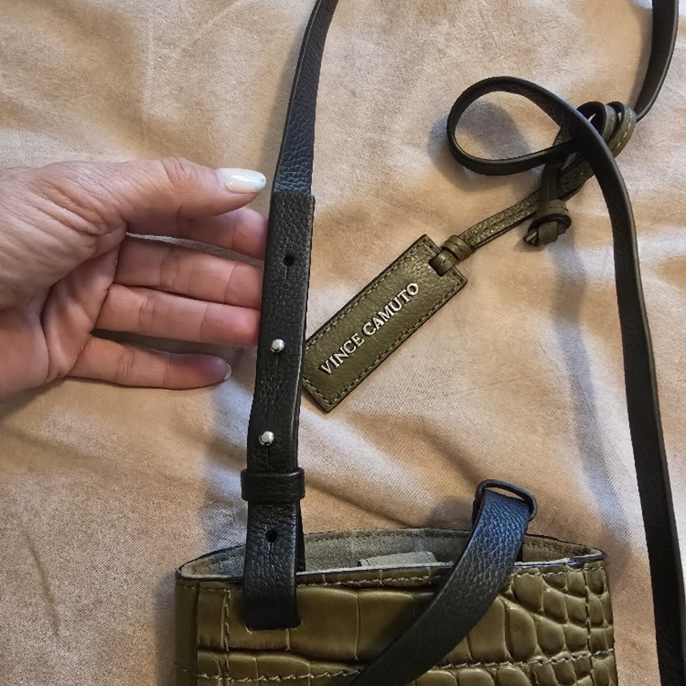 NWOT Vince Camuto army/sage green leather - Picture 10 of 15